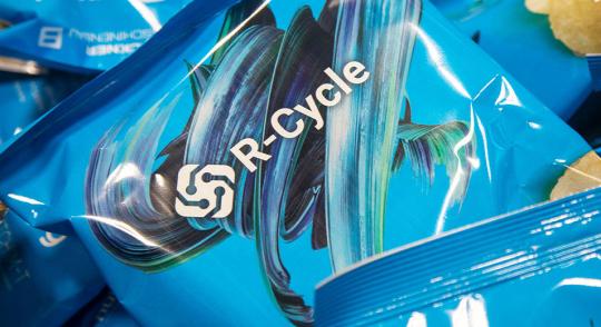 How does a crisp bag become fit for the circular economy?